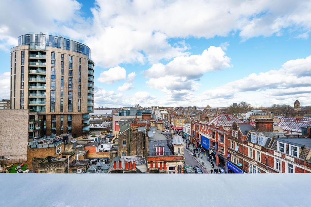 Modern Serviced 3-Bedroom Flat In East ロンドン エクステリア 写真